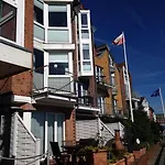 Marina 78 度假居 库克斯港