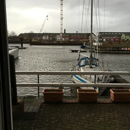 Marina 78