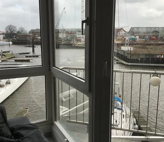 Marina 78 度假居 *